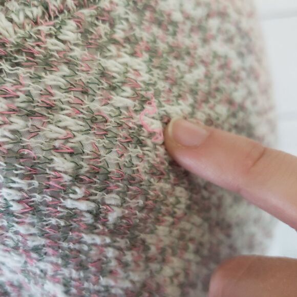 3/$25 Daytrip Buckle long sleeve tee bling medium - Picture 4 of 6